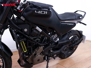HUSQVARNA SVARTPILEN 401 ABS