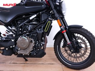 HUSQVARNA SVARTPILEN 401 ABS