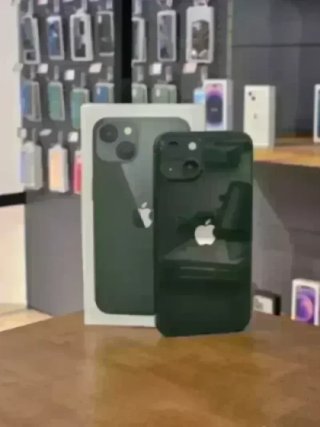 IPHONE 13 128GB VERDE BATE. 100%