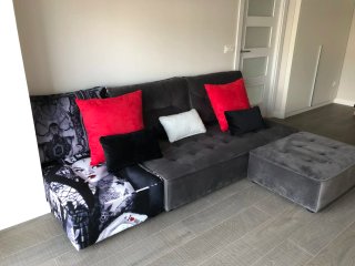 Sofá modular gris terciopelo