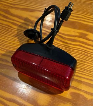 Luces auxiliares traseras Mercedes s123 Tmodel