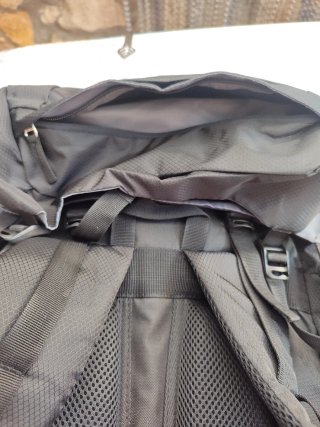 Mochila Xinshenglong senderismo 60L Negra