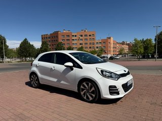 KIA Rio 1.2 GASOLINA 5 PUERTAS