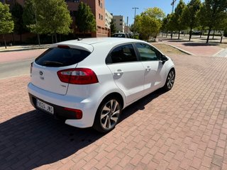 KIA Rio 1.2 GASOLINA 5 PUERTAS