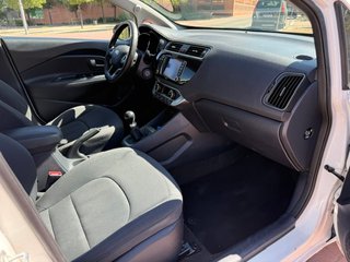 KIA Rio 1.2 GASOLINA 5 PUERTAS