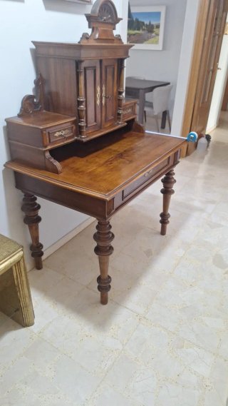 Escritorio antiguo madera vintage