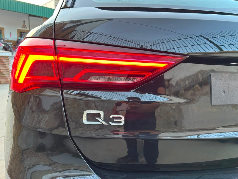 Audi Q3 Advanced 35 TDI 2021, foto 20