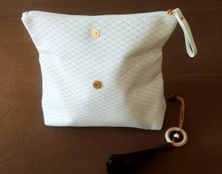 Neceser Blanco Roto/Crema Perforado