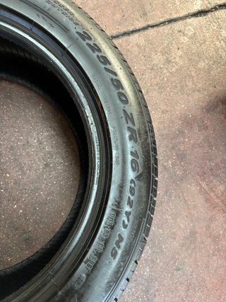 Neumáticos Pirelli 225/50 R16 92Y