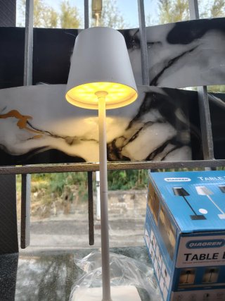 Lampada da tavolo QIAOREN LED bianca