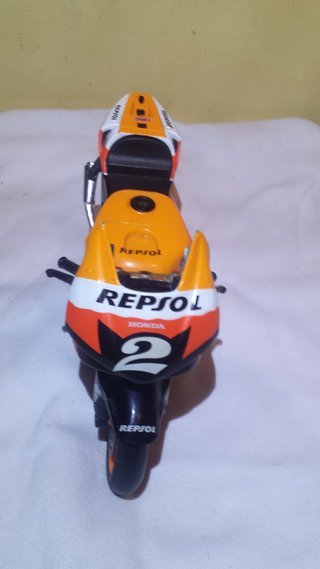 Maqueta Moto Repsol Adorno