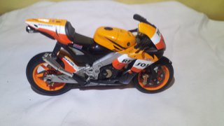 Maqueta Moto Repsol Adorno
