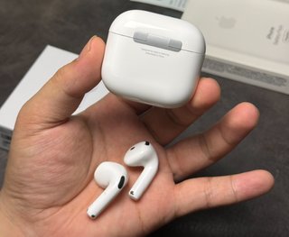 AirPods 4 ANC como nuevos (cancelación de ruido)