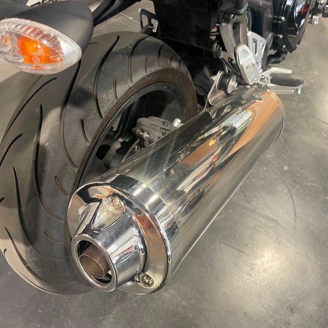 Suzuki Bandit 650S Negra