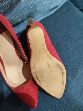Zapatos de tacón Stradivarius rojos