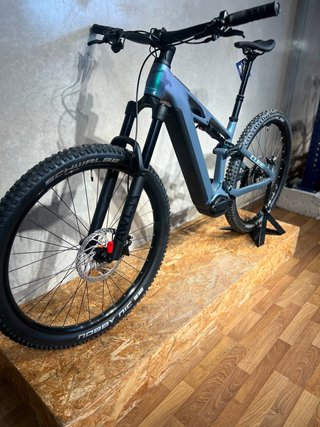 CUBE STEREO HYBRID ONE44 HPC RACE 800 2026 AZUL