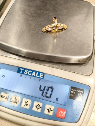ORO NUEVO 18KT Anillo Lanzadera Oval  Piedras Rosa