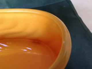 Centrotavola ovale in ceramica arancione