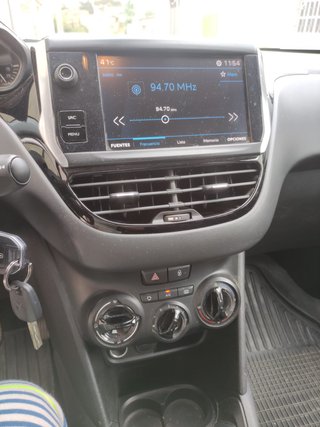 Peugeot 208 Active