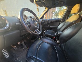 MINI Cooper 2011