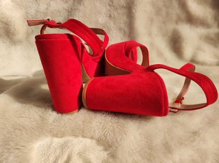 Zapatos rojos tacón ancho plataforma
