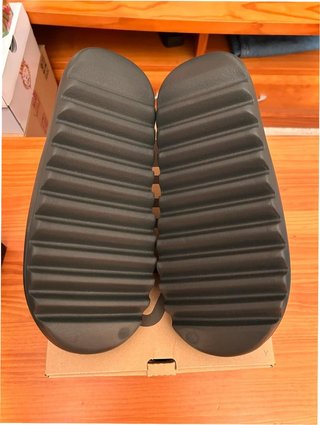 Adidas Yeezy Slide Onyx EU46 Nuevas