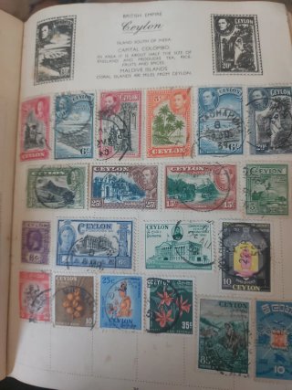 Album di francobolli antichi del mondo e colonie