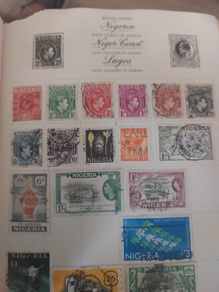 Album di francobolli antichi del mondo e colonie