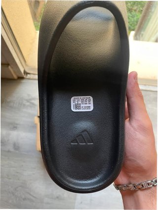 Adidas Yeezy Slide Onyx EU43 Nuevas