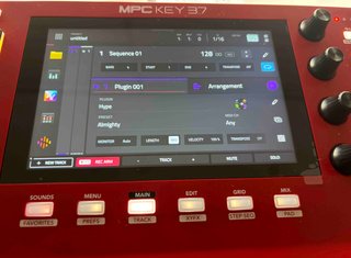 Teclado Sintetizador AKAI MPC Key 37