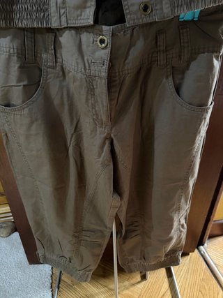 Conjunto de chaqueta y pantalón pirata