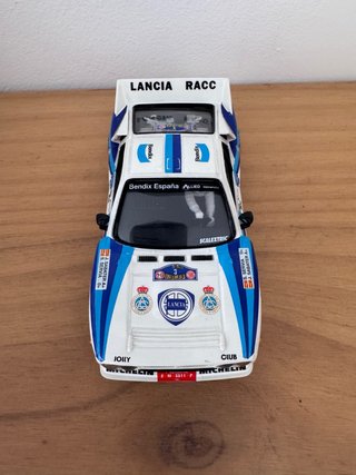 Coche Scalextric Lancia RACC Slot