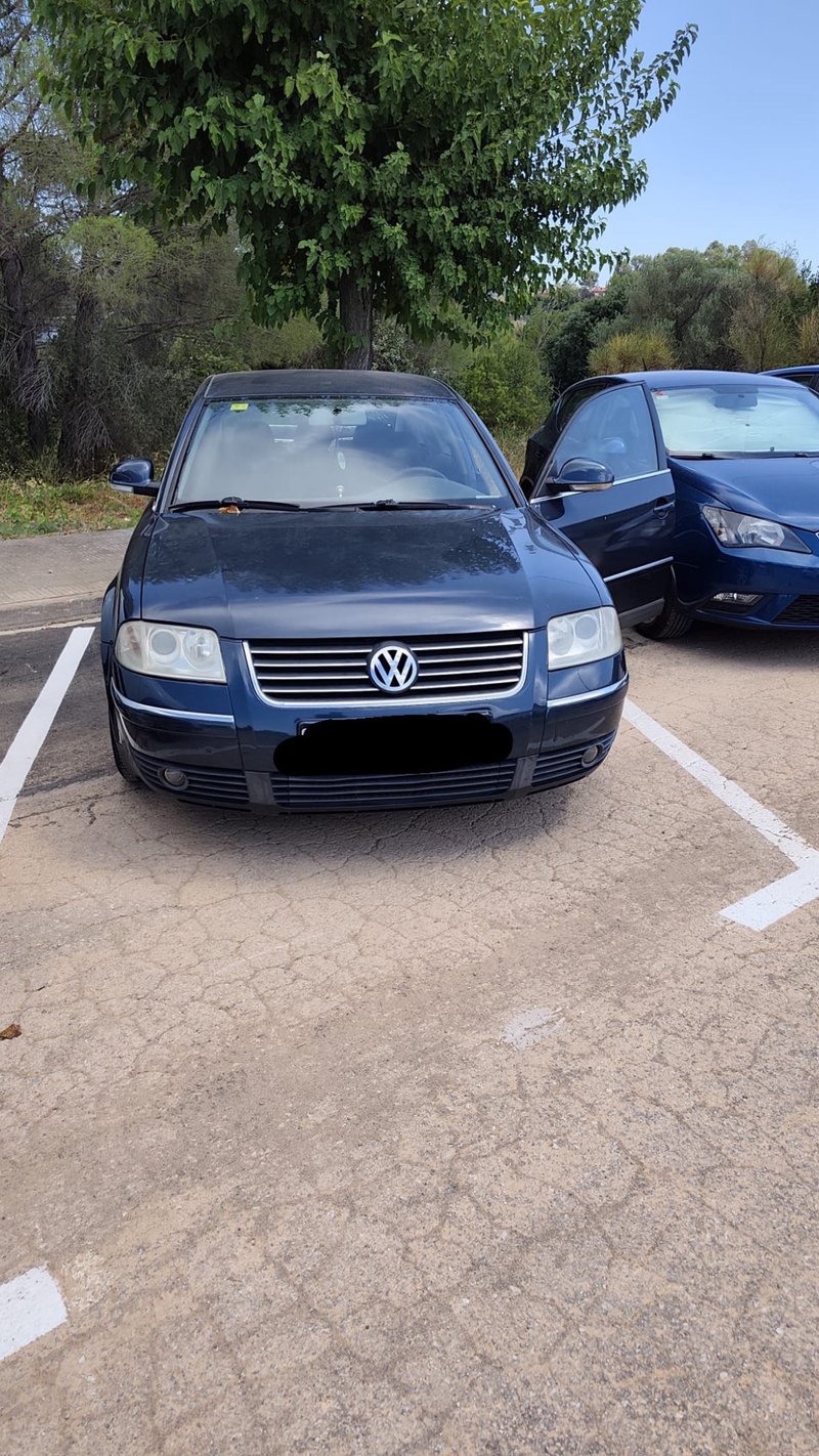 Volkswagen Passat 2005 - foto 1