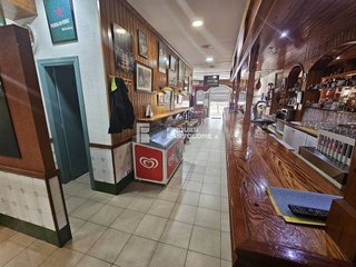 Local comercial en venta en L'Eixample en Figueres