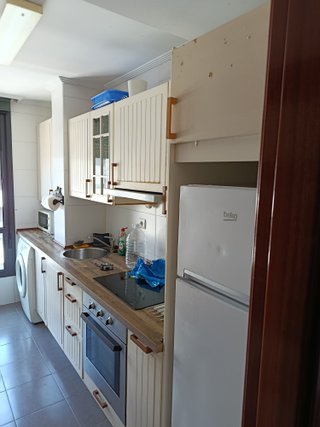 Cocina completa madera, cristal y metal