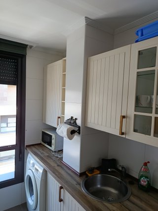 Cocina completa madera, cristal y metal