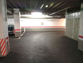 Garaje en venta en Vallobín - La Florida en Oviedo