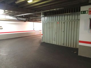 Garaje en venta en Vallobín - La Florida en Oviedo