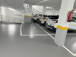 Garaje en venta en Sant Josep en Hospitalet de Llobregat, L´