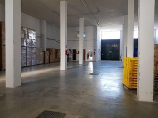 Nave industrial en venta en Centro en Salobreña