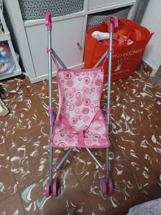 Carrito de muñecas