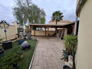 Chalet en venta en Las Viñas en Guardamar del Segura
