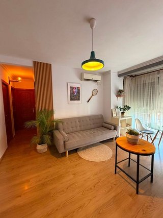 Piso en alquiler en Tres Huertas - El Torrejón - El Cerezo en Sevilla