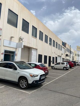 Local comercial en venta en Cala de Finestrat en Finestrat