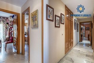 Piso en venta en Cerrillo de Maracena - Periodistas en Granada