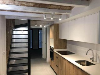 Piso en venta en El Raval en Barcelona
