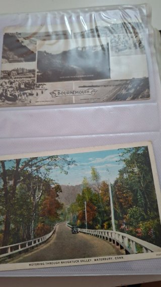 Album di Cartoline Antiche con Francobolli