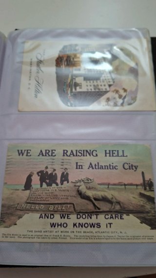 Album di Cartoline Antiche con Francobolli