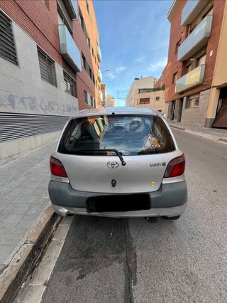 Toyota Yaris 1998