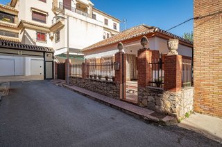Chalet en venta en Huétor Vega